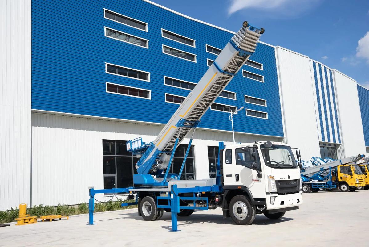 张家口下花园小型云梯车上料车租赁多少钱