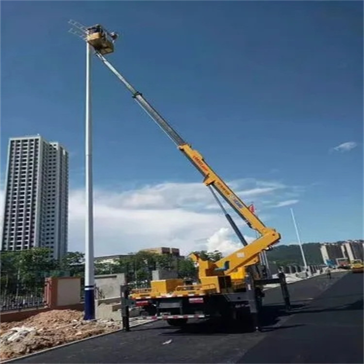 张家口下花园维修路灯的曲臂升降车出租