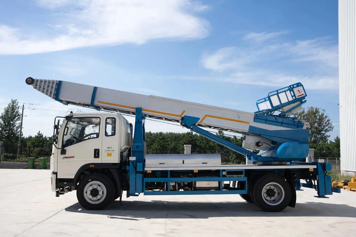 张家口下花园云梯上料车租赁费用