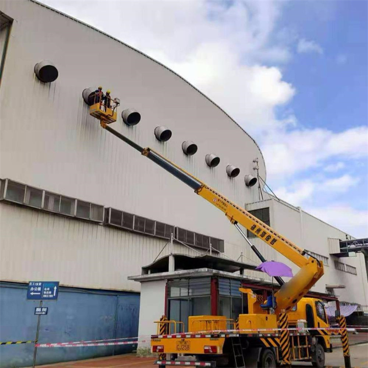 张家口下花园高空作业车出租服务：专业广告牌安装解决方案